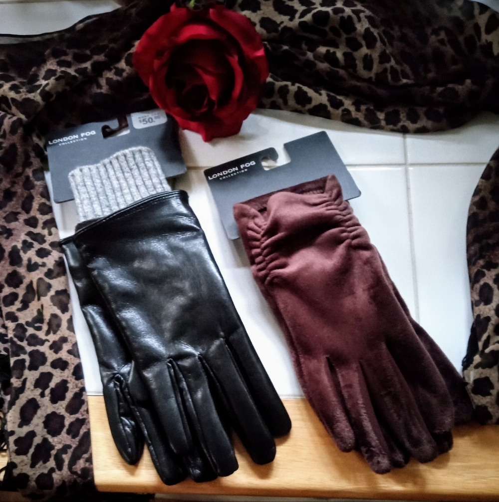London Fog Black and Brown Gloves Set